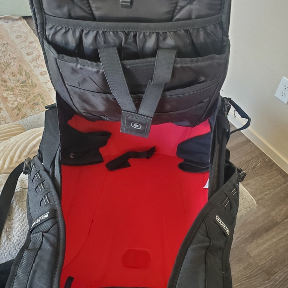 Ogio No Drag Mach 3 Motorcycle Backpack - Picture 3 of 6